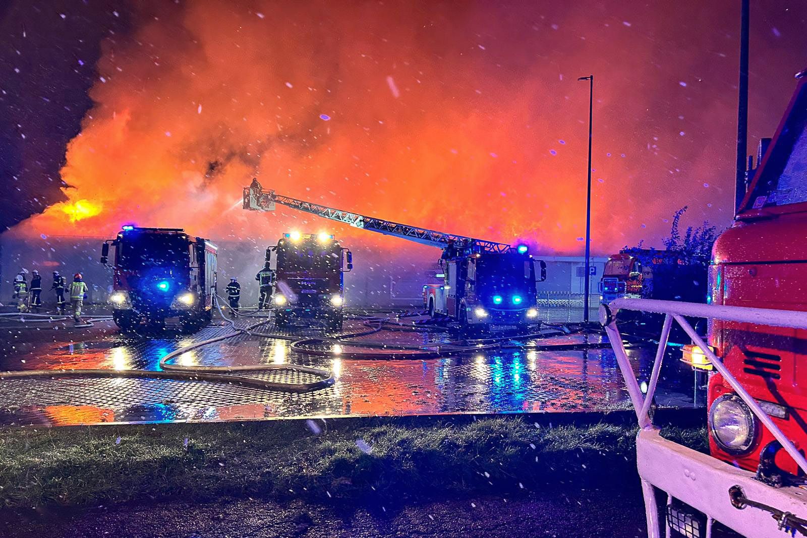 pożar biedronka
