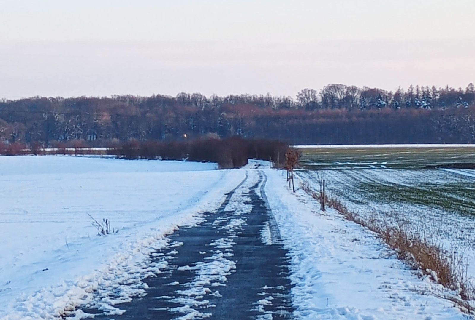 warta bolesławiecka śnieg ścieżka rowerowa