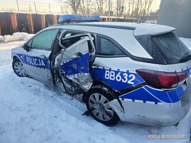 radiowóz kolizja a4