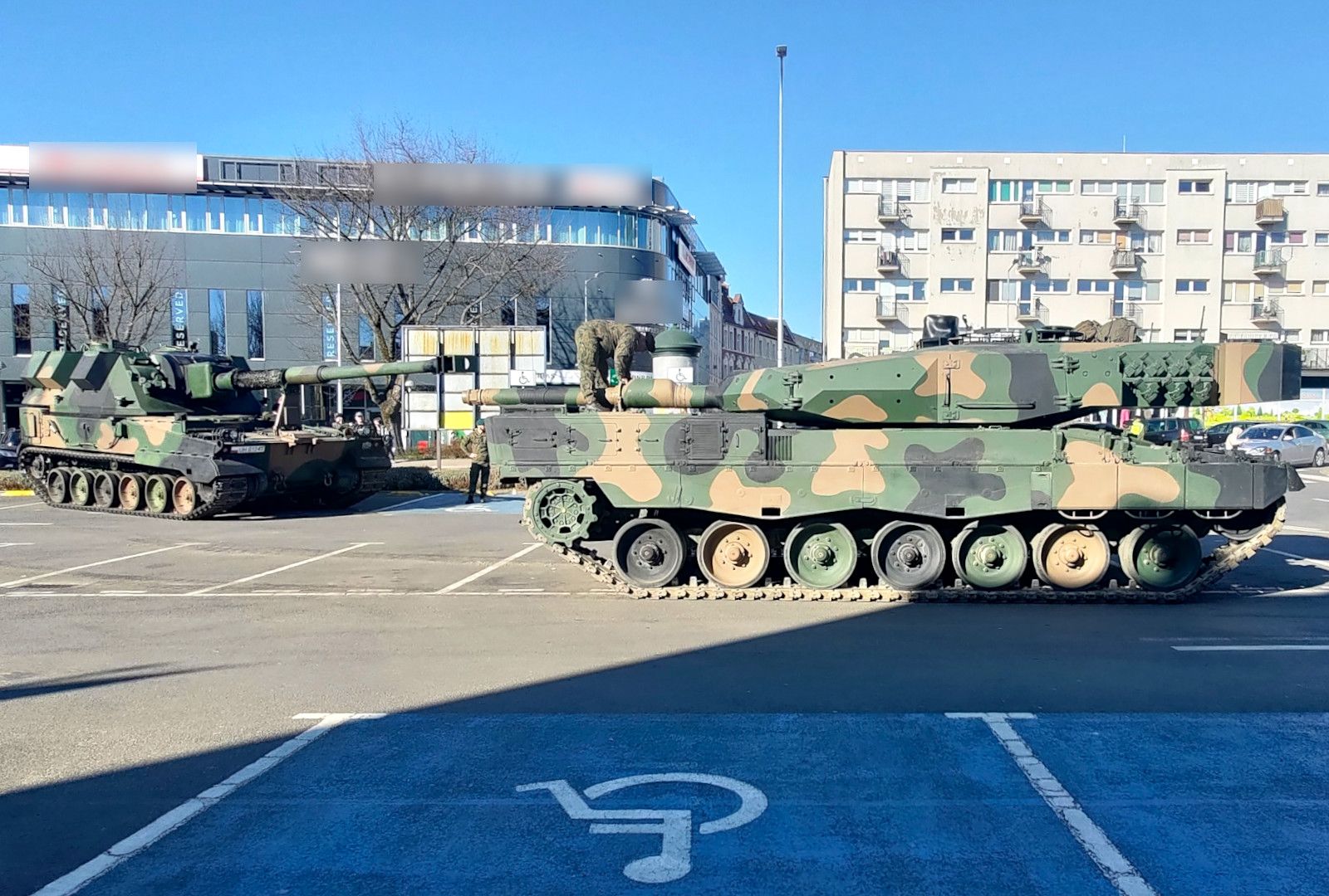 czołg haubica krab leopard