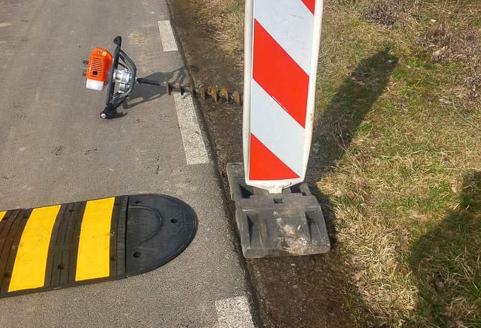 próg zwalniający