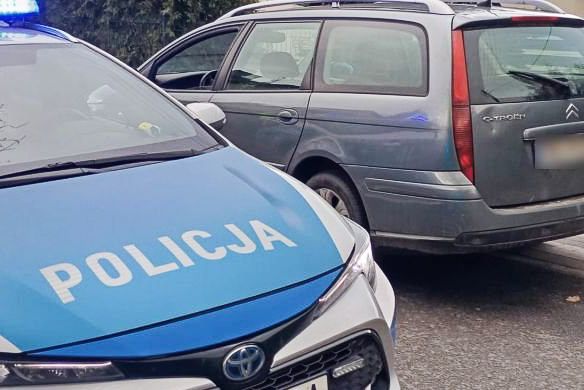 auto radiowóz