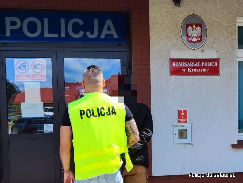 wandalizm butelka auto