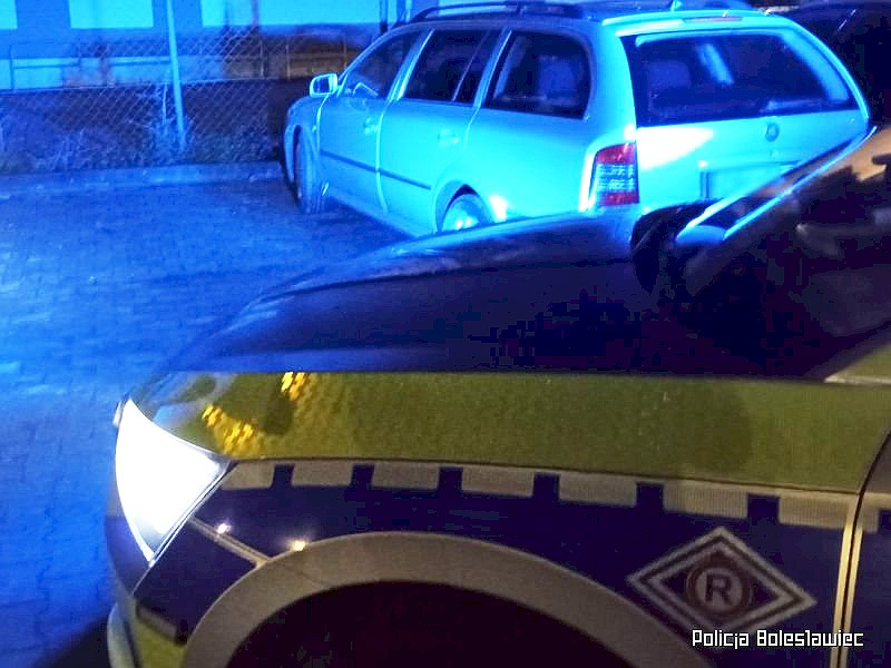 policja zatrzymanie auto