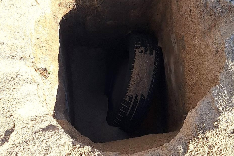hole