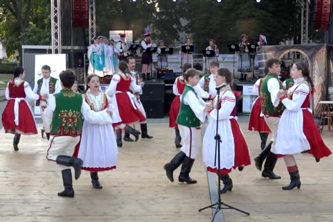folk taniec