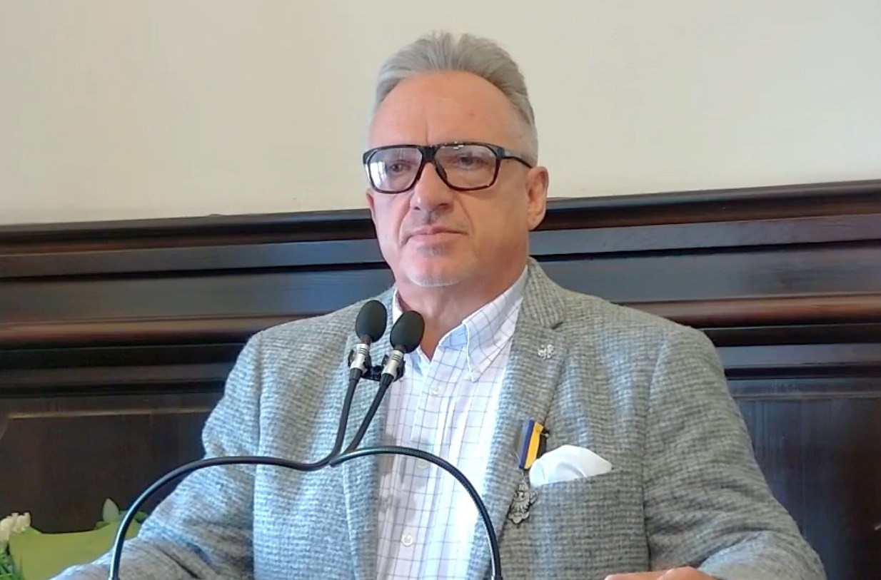 piotr roman