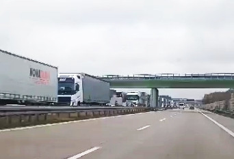 ciężarówki korek a4