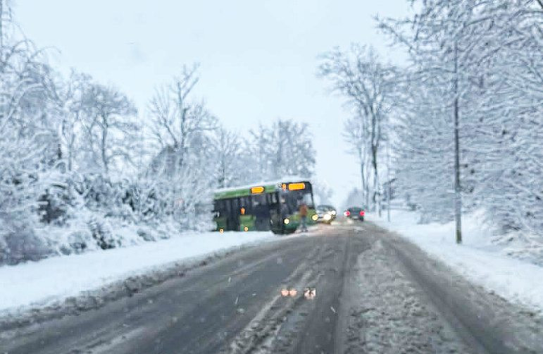 bus, winter, slippery