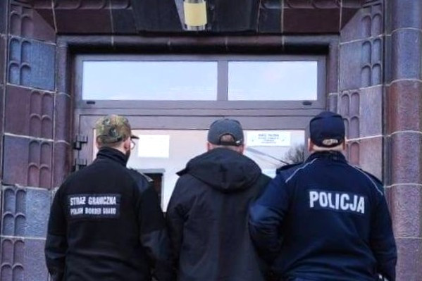 policja cudzoziemiec