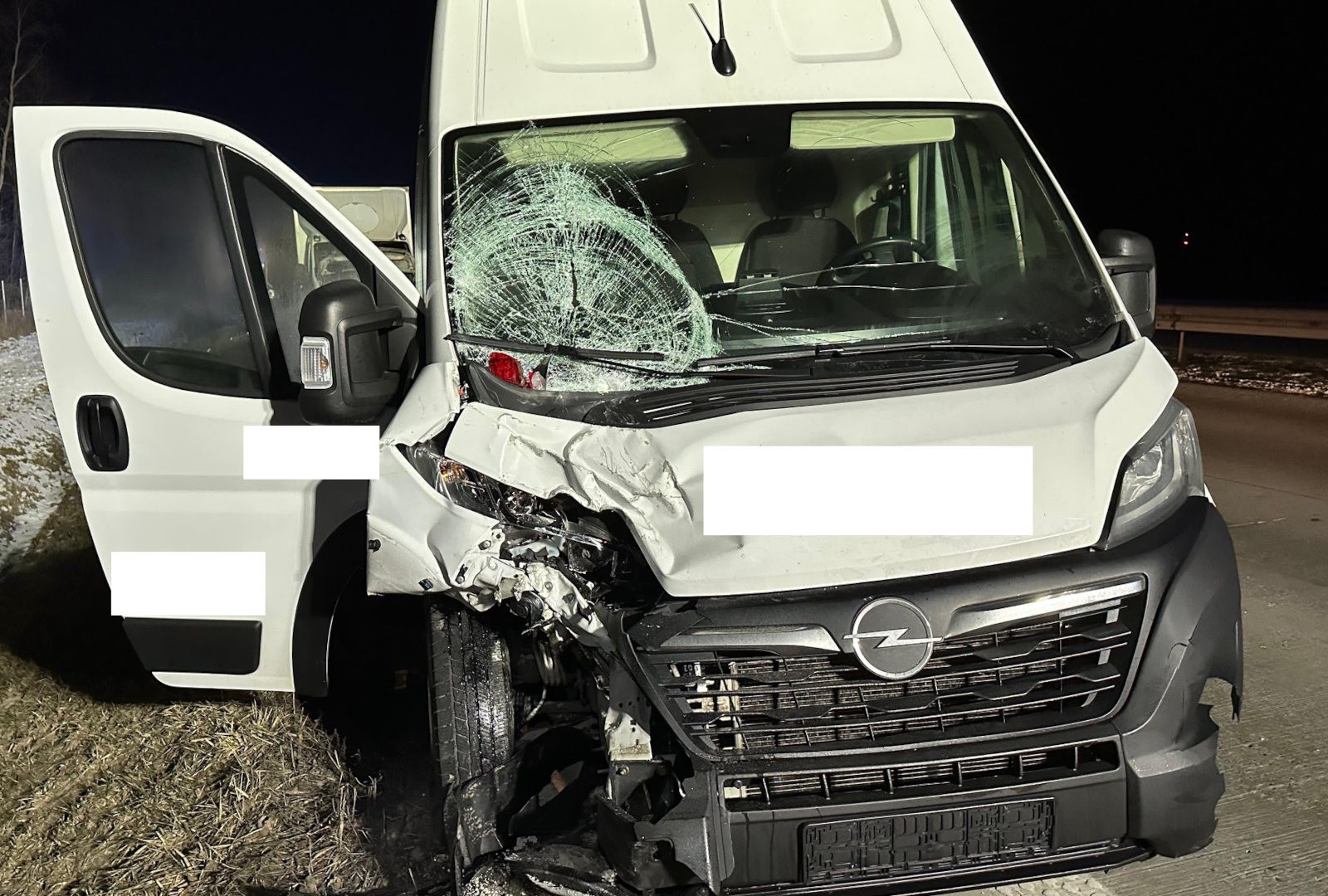 bus a4 wypadek