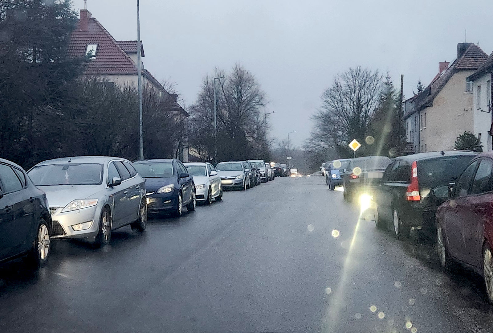 ulica żeromskiego auta parking