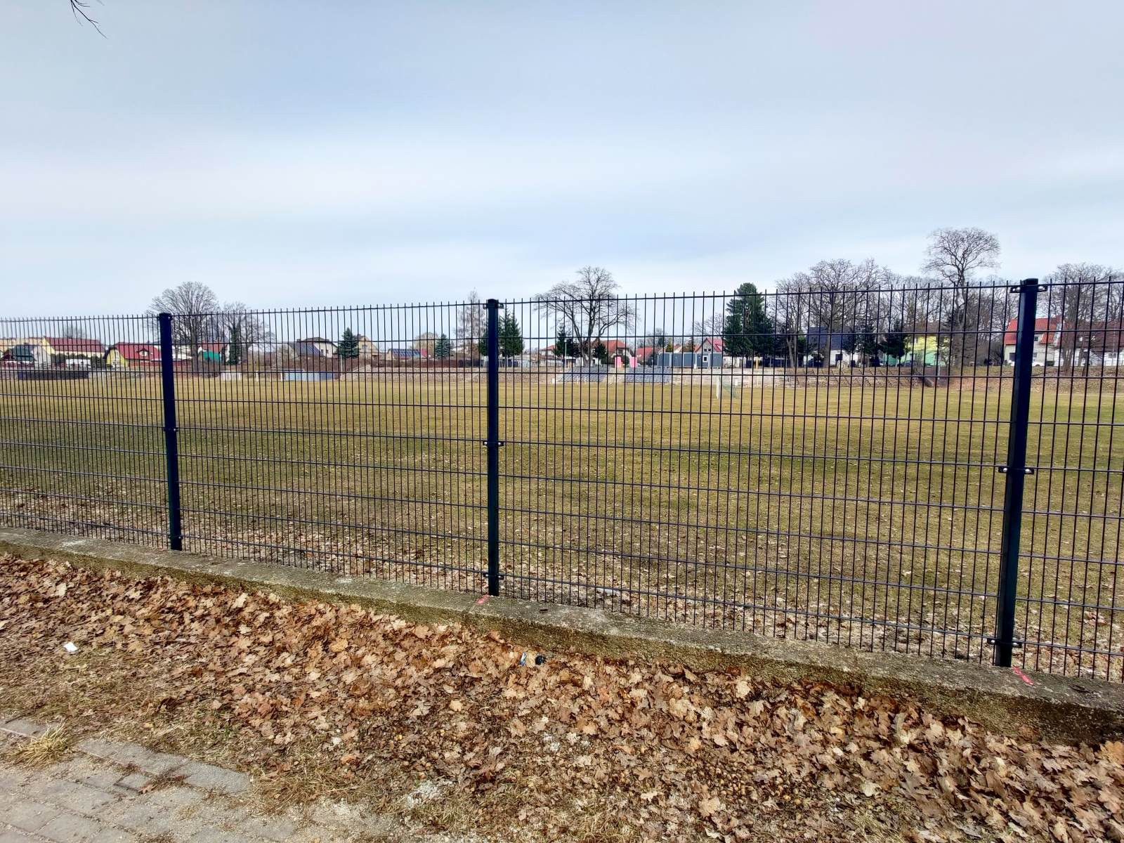 ogrodzenie rajska boisko
