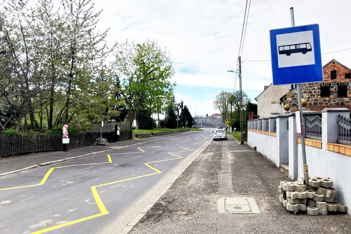 bus stop