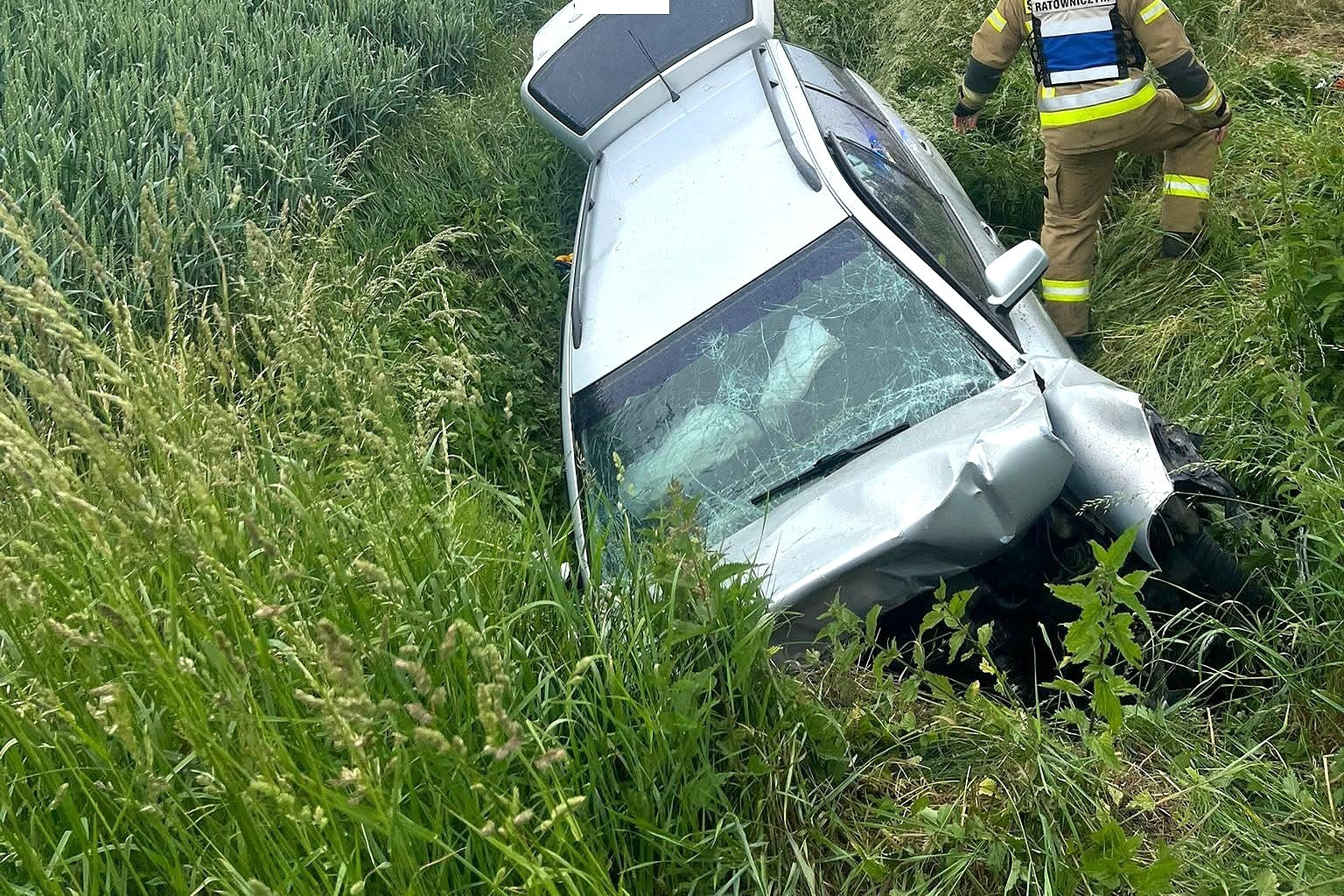 автомобіль