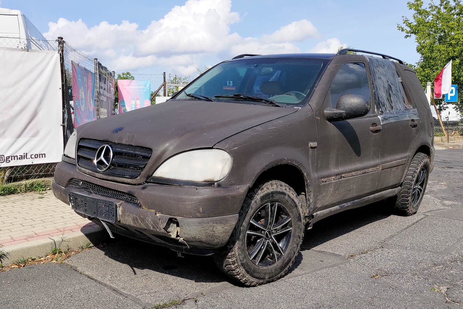 автомобіль Mercedes