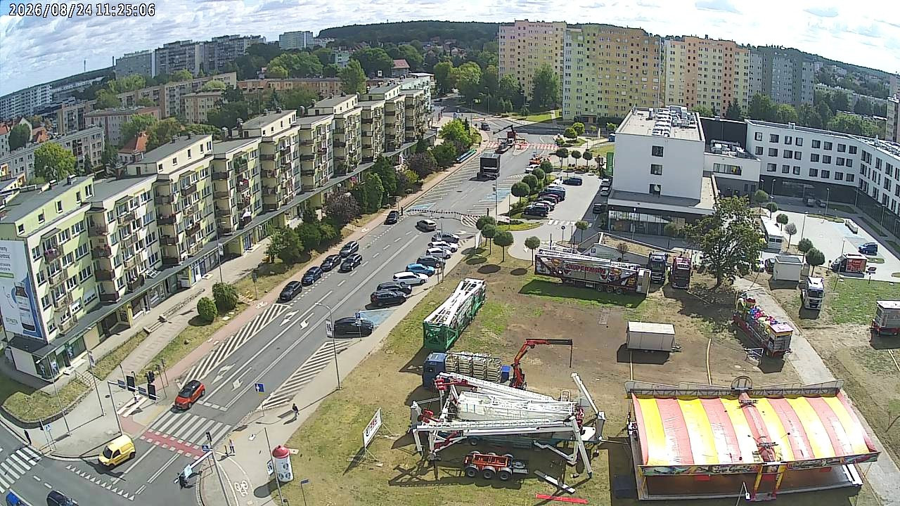 площа Popiełuszki, вулиця Asnyka
