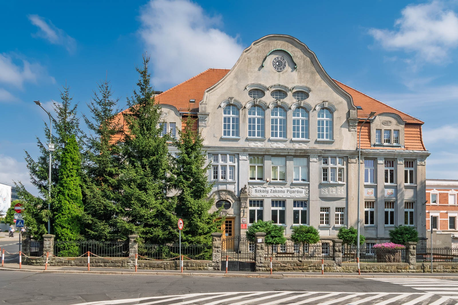 Piarist Order school