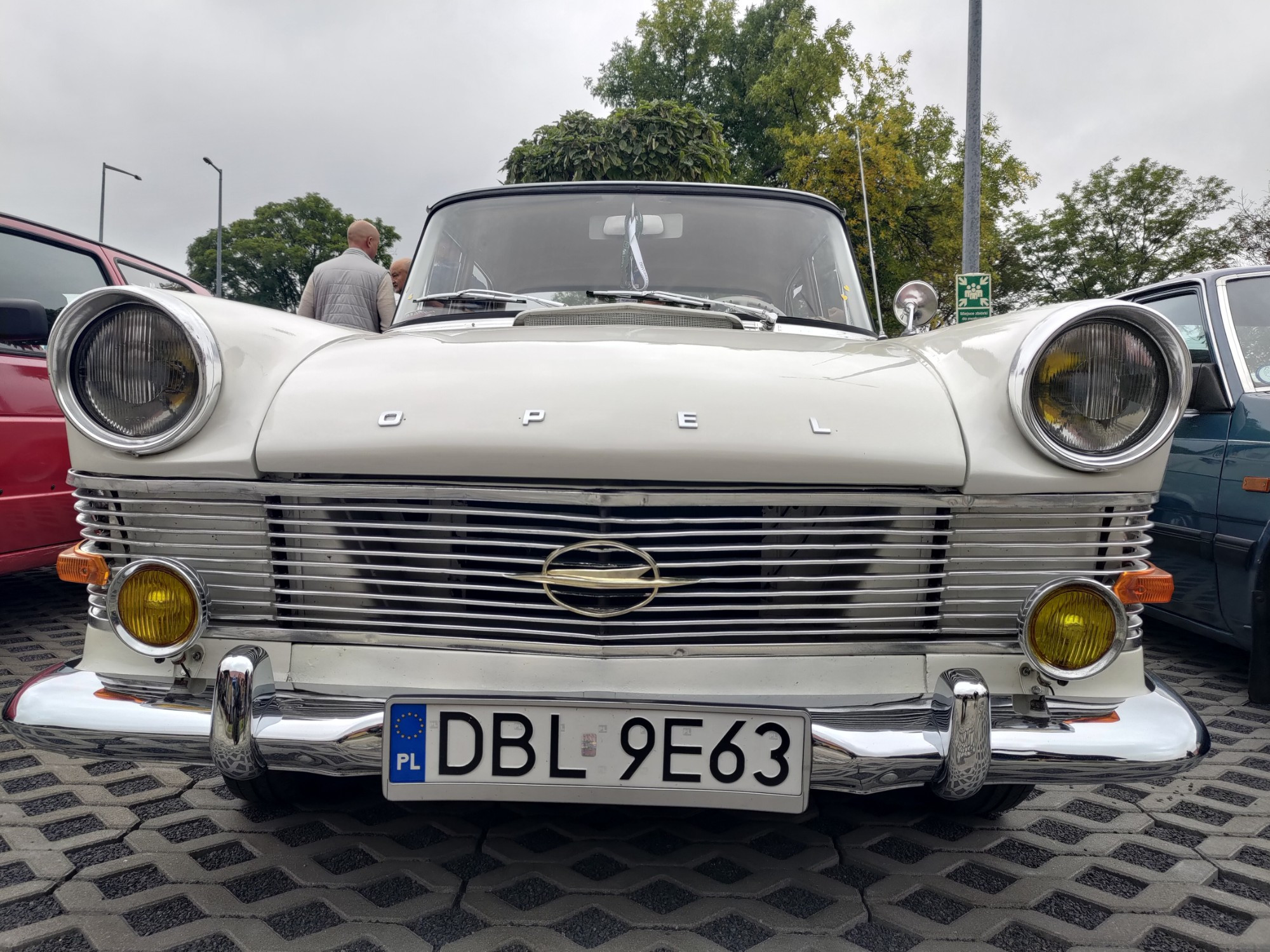 Opel car