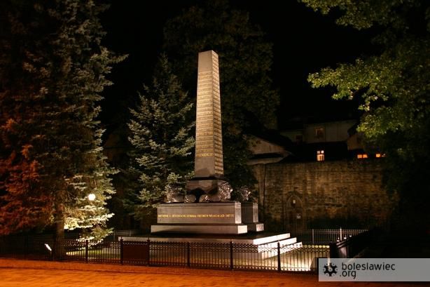 Nocna sesja pomnik Kutuzowa