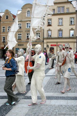 Parada glinoludów 37