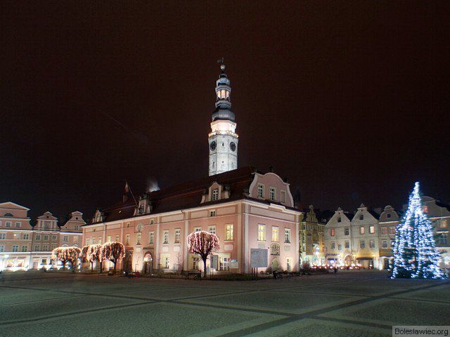 Ratusz nocą - grudzień 2007