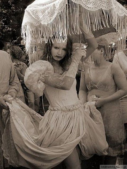 Her majesty the queen of 2008