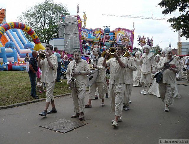 Orkiestra glinoludowa