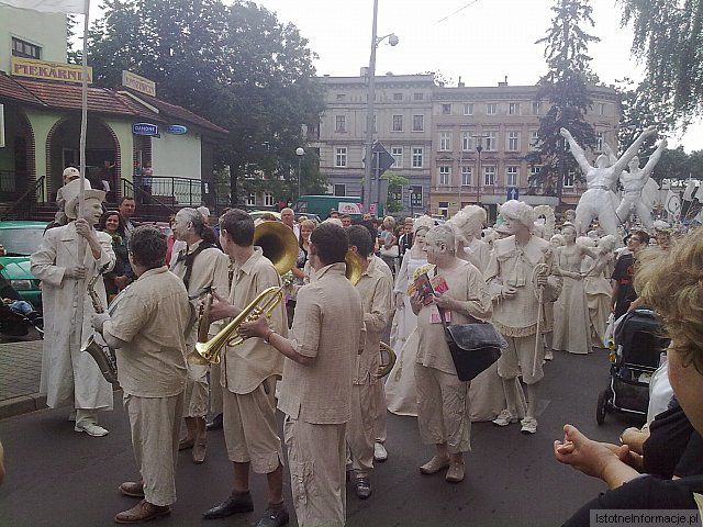 Wodzirej i jego orkiestra