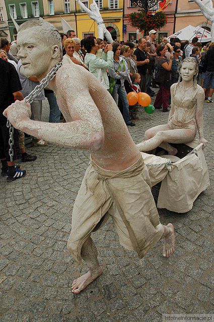 Gliniana rzeczywistośc