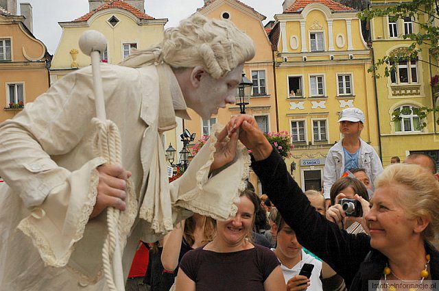 Pocałunek glinoluda