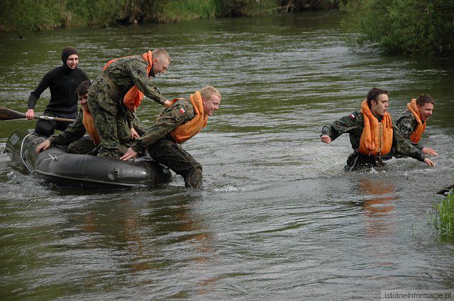 Szkolenie klasy licealnej z Rakowic o wojskowym profilu nauczani