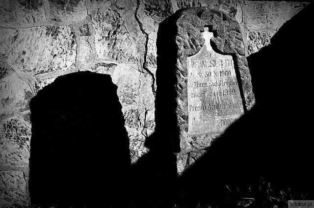 po drugiej  stronie  cienia..