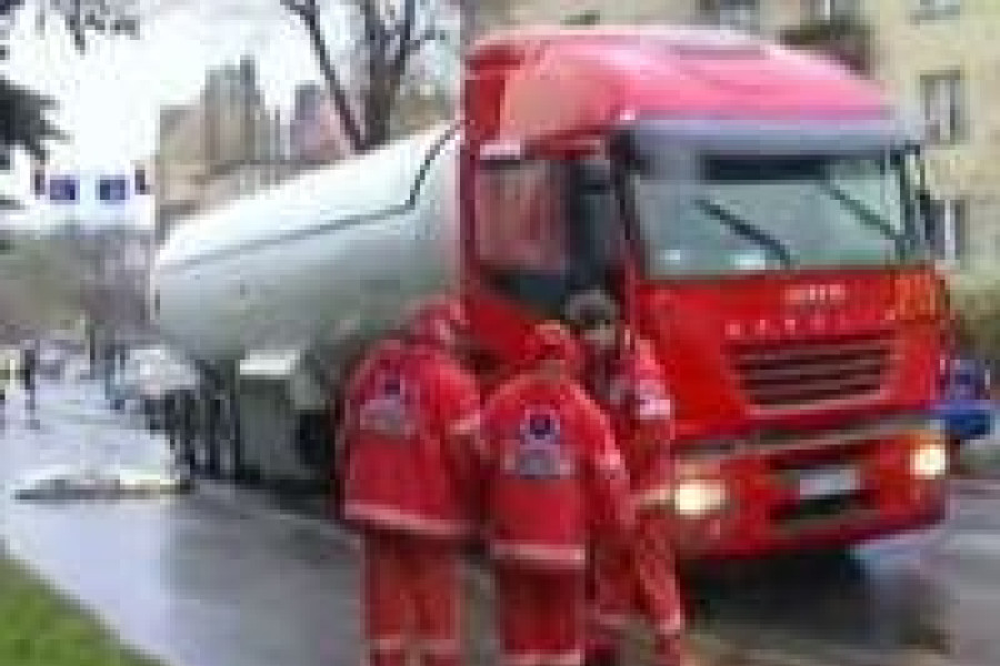 cieżarówka pogotowie