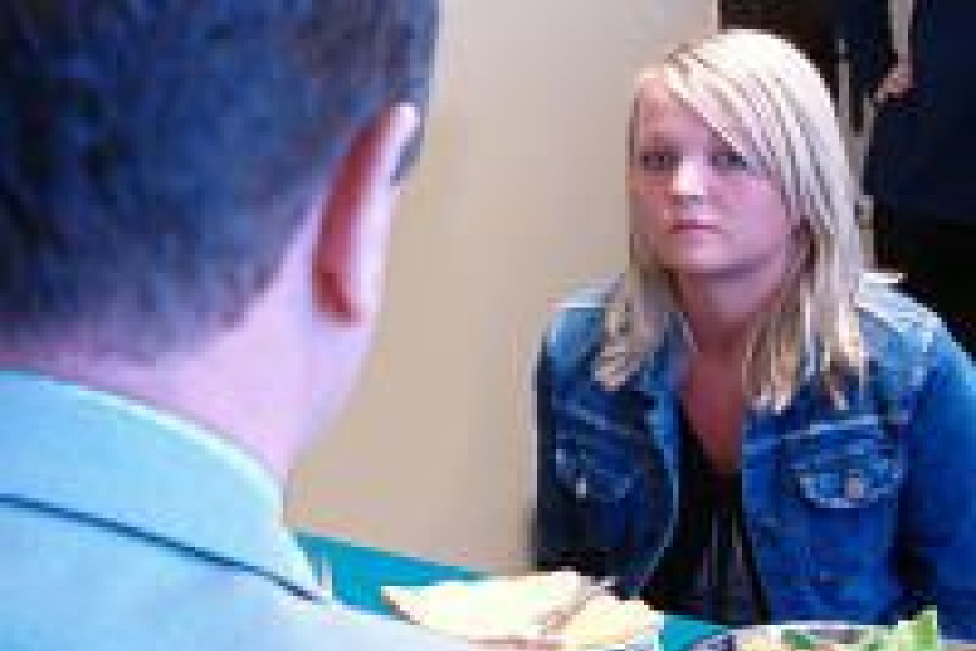 komisja przesłuchiwać