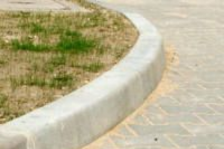 krawężnik droga kostka brukowa