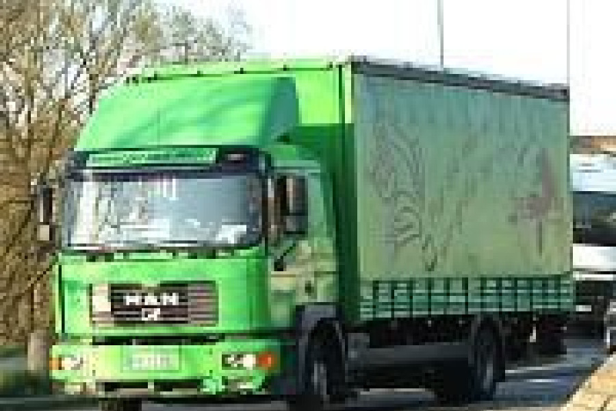 samochód ciężarówka Man