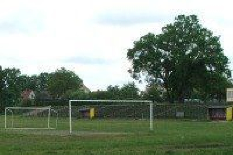 bramka boisko rajska