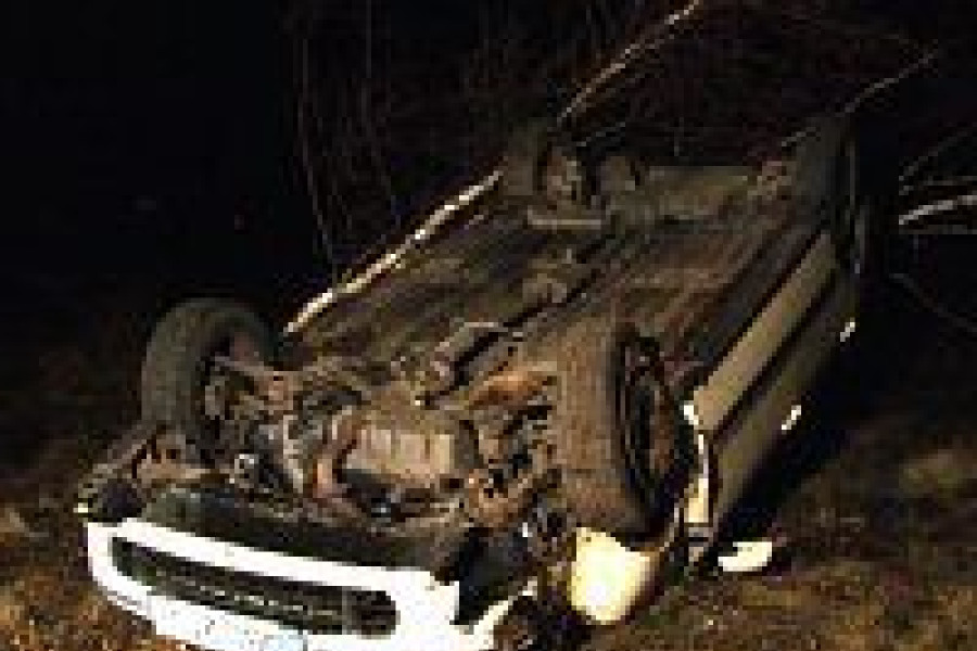 wypadek dachowanie ołobok fiat marea