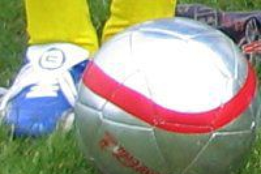 piłka nogi piłkarza