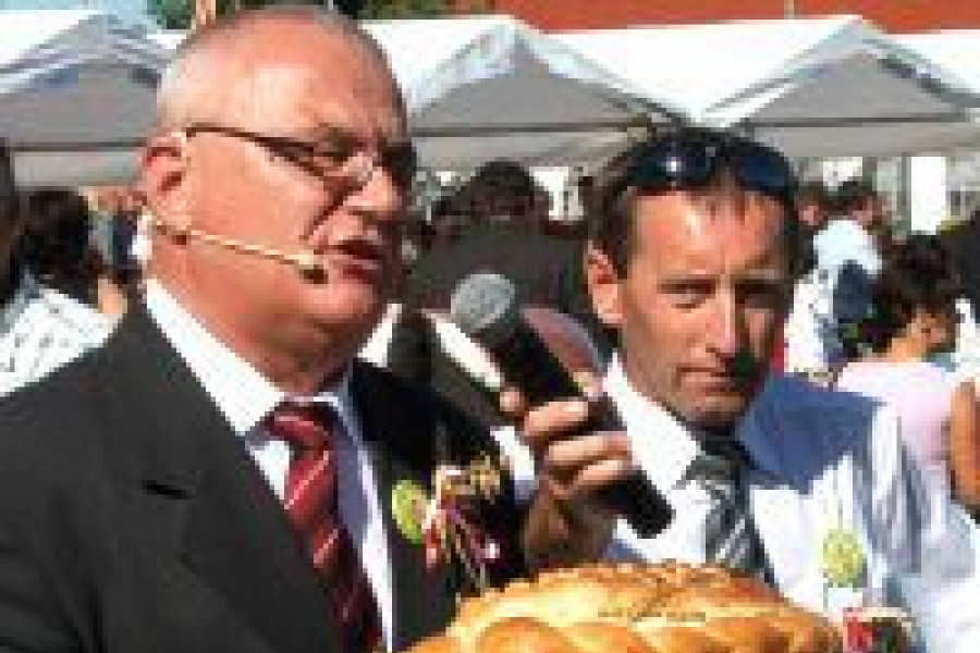 wójt kazimierz gawron chleb