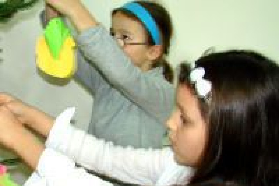 dziewczynka ozdoba świąteczna