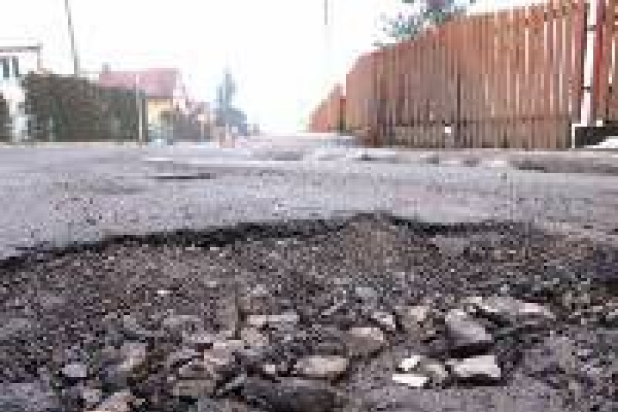 dziura jezdnia droga ul. Ceramiczna