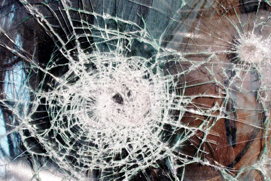 pęknięcie szyba szkło