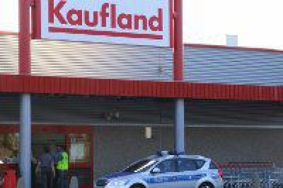 kaufland alarm radiowóz