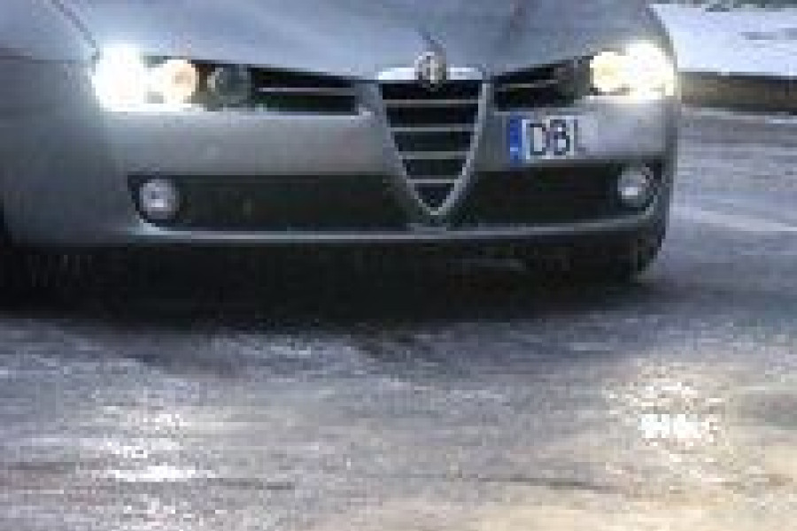 samochód lód droga