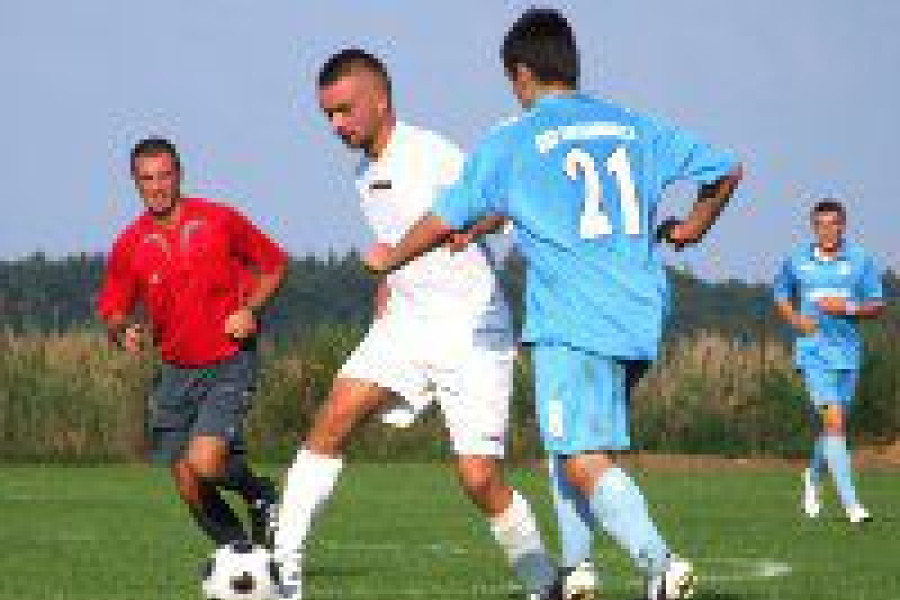 piłkarz gks warta raciborowice