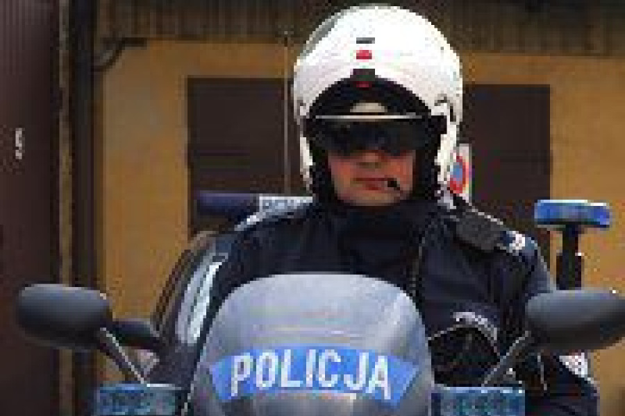 policjant motocykl