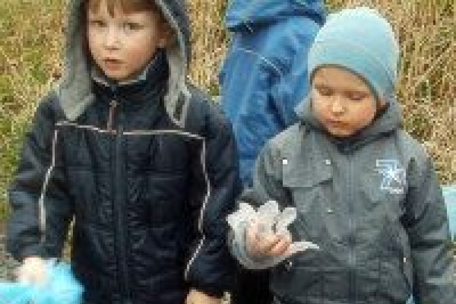 dziecko akcja sprzątanie