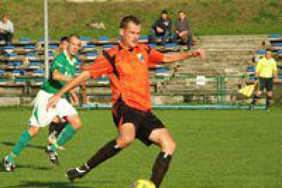 piłkarz twardy świętoszów